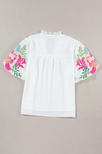 Pre-Order Finding Myself Floral Embroidered Puff Sleeve Top *2 Colors*