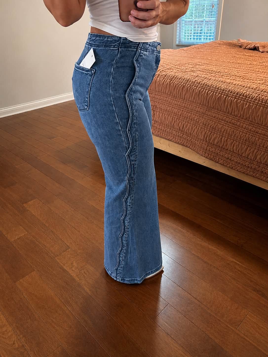 Arabella Risen Scalloped Side Detail Jeans
