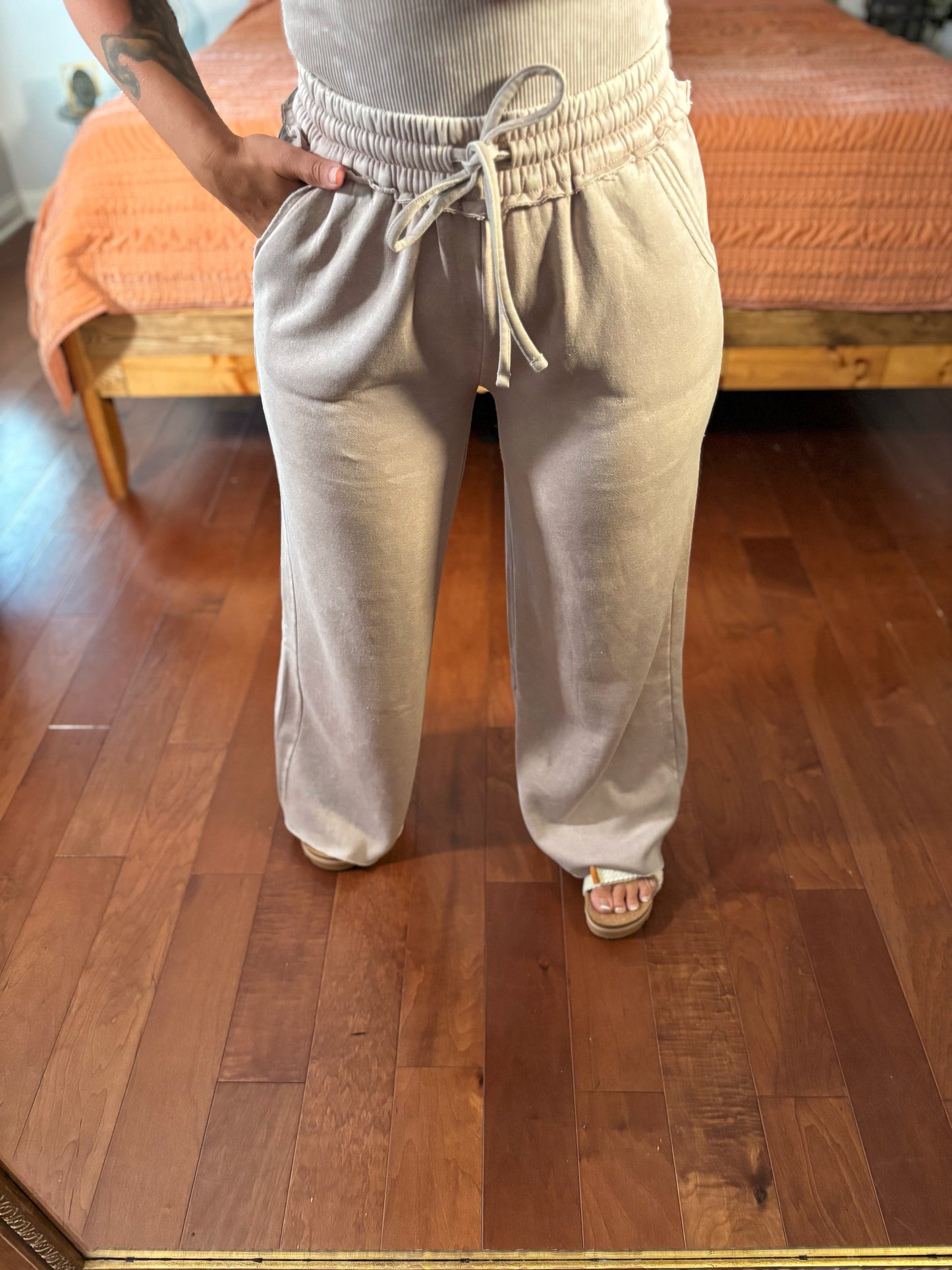 The Perfect Fleece Mineral Wash Pants- Ash Mocha